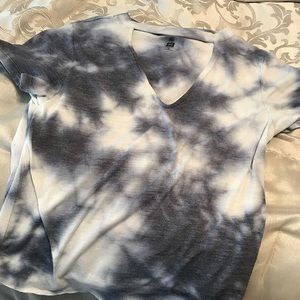 American eagle top with a neck like choker